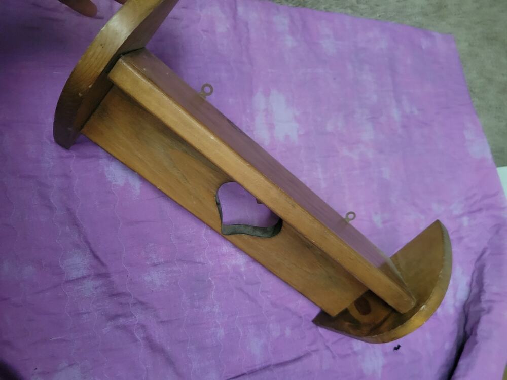 Beautiful Wood Decorative Shelf Heart MIDDLE Hangs